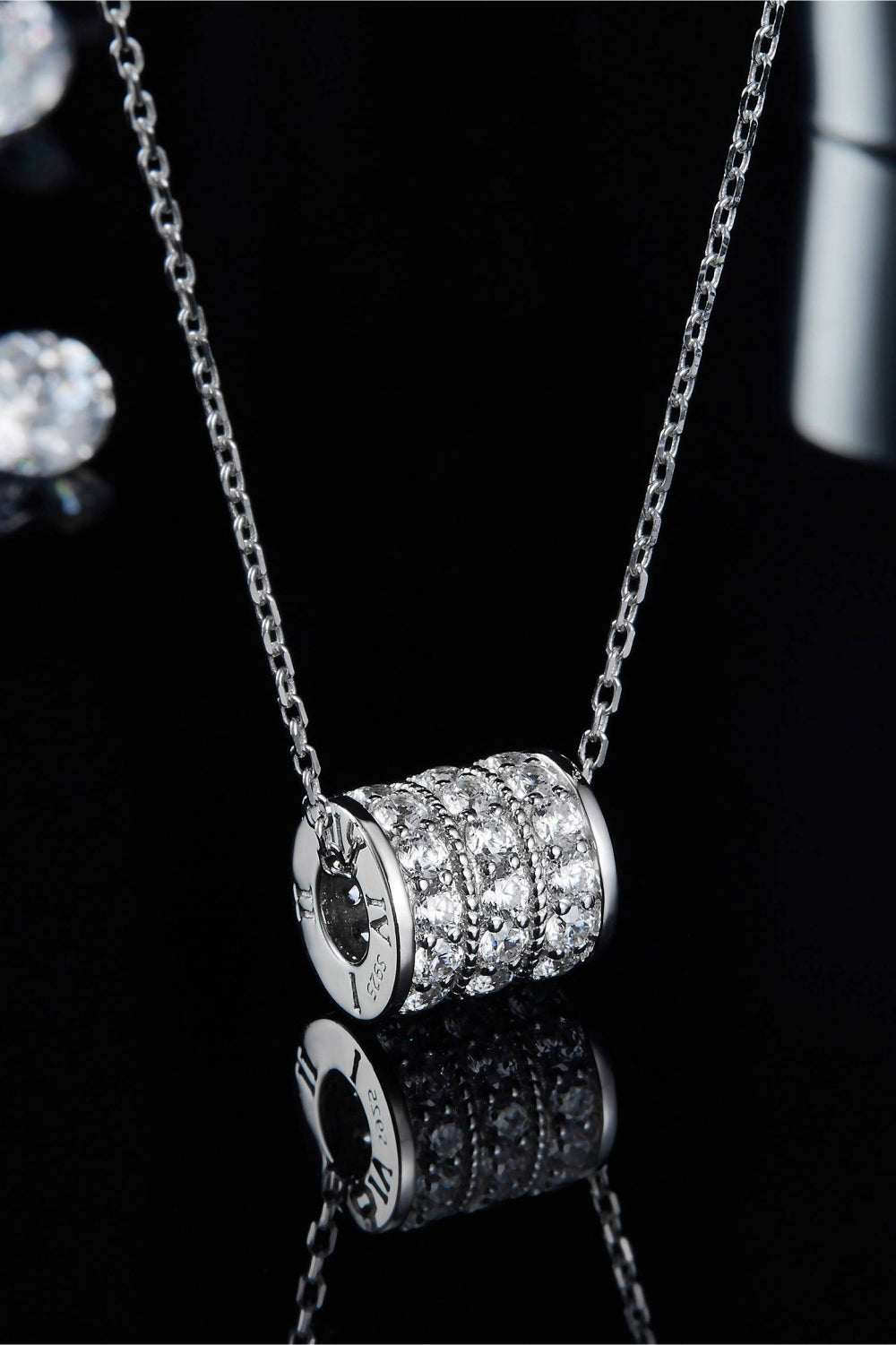 Elara Necklace