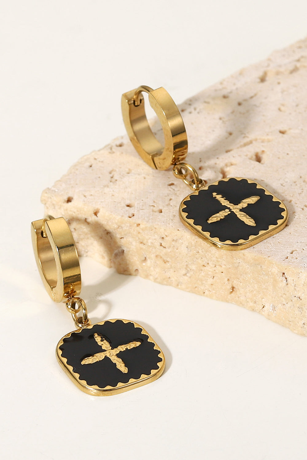 Purr Drop Studs