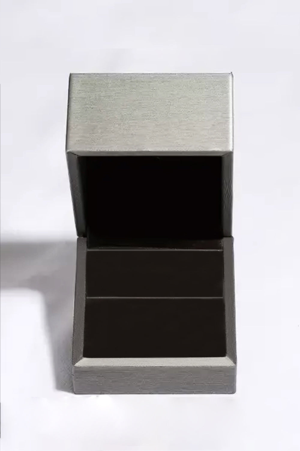 Essence Studs