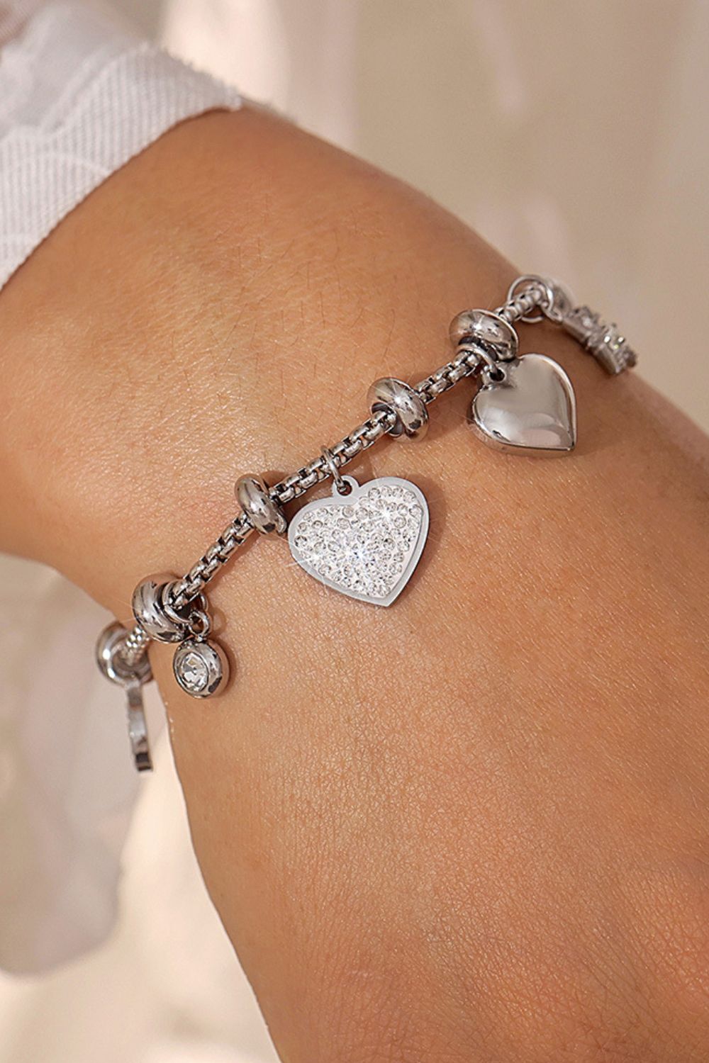 Zircon Kiss Charm Bracelet